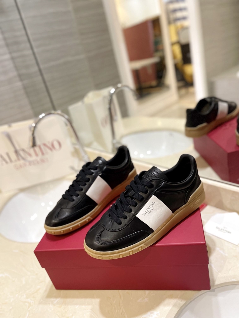 Valentino Sneakers